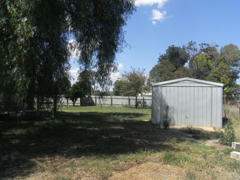 182 Kennedy Street, Howlong NSW 2643