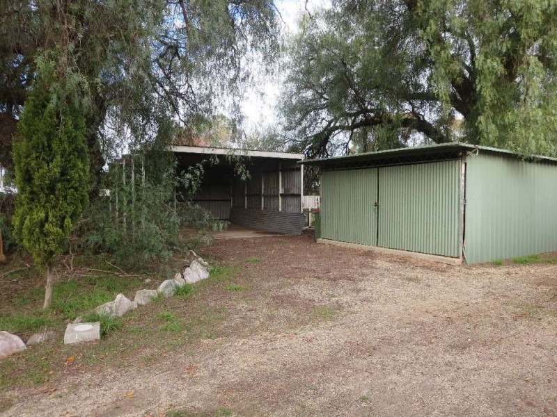 182 Kennedy Street, Howlong NSW 2643