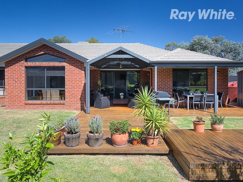 2 Owl Court, Thurgoona NSW 2640