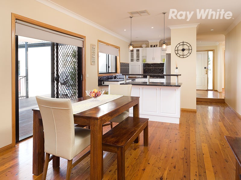 1 O’Mahony Close, Lavington NSW 2641