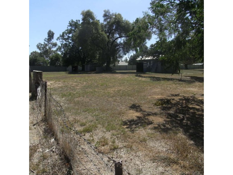 56 Sturt Street, Howlong NSW 2643