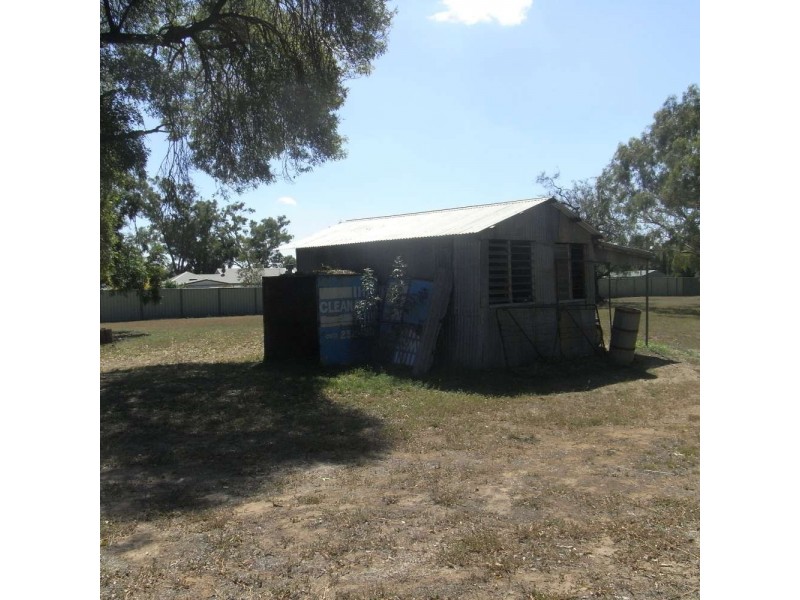 56 Sturt Street, Howlong NSW 2643