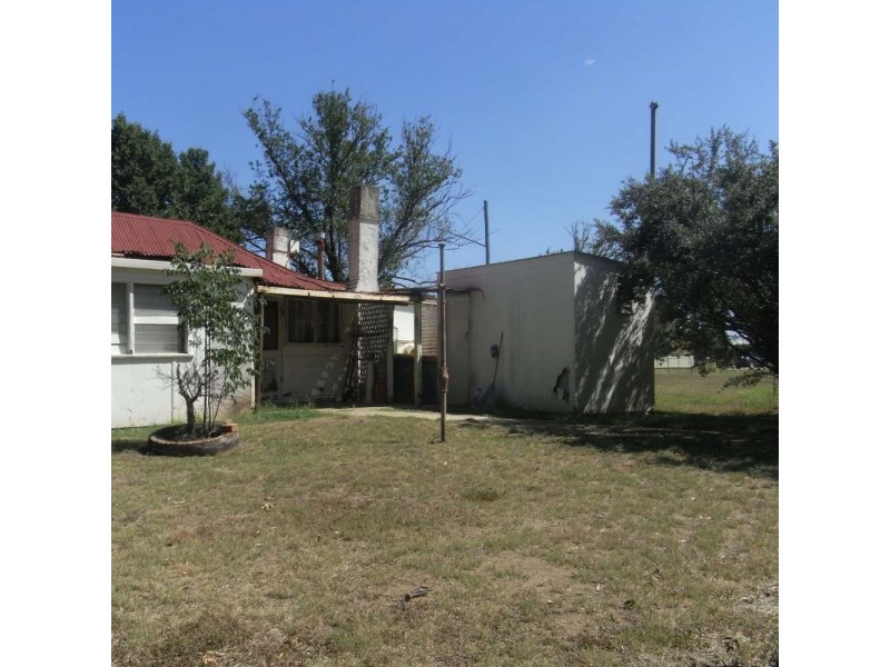 56 Sturt Street, Howlong NSW 2643