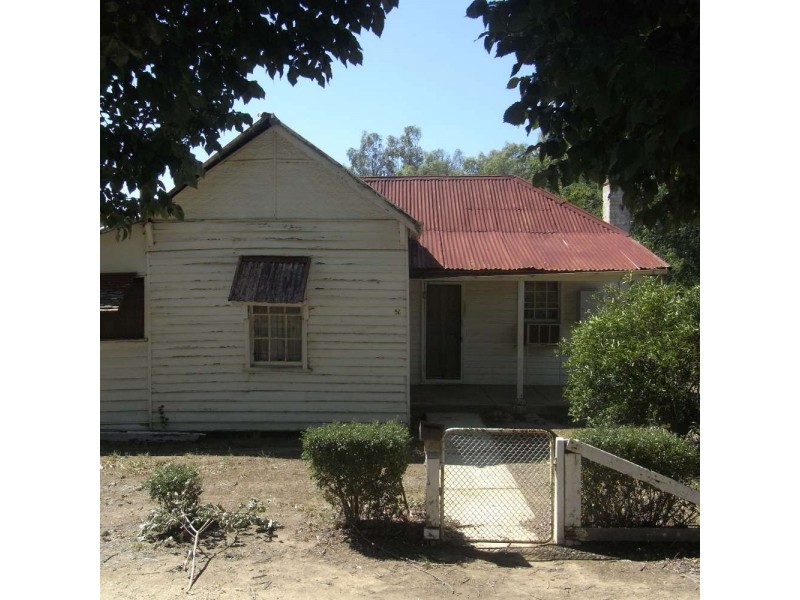 56 Sturt Street, Howlong NSW 2643