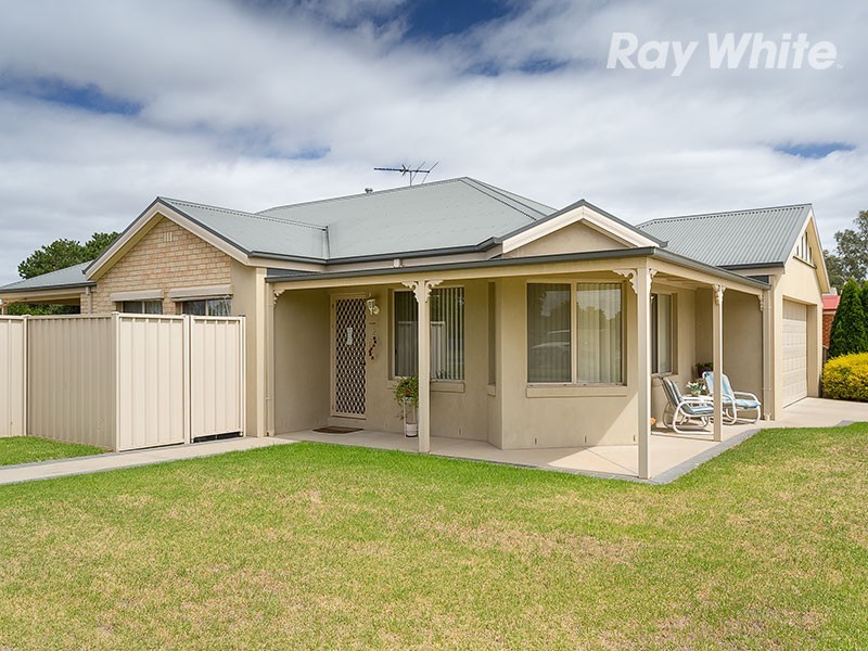 15/101 Pearce Street, Howlong NSW 2643
