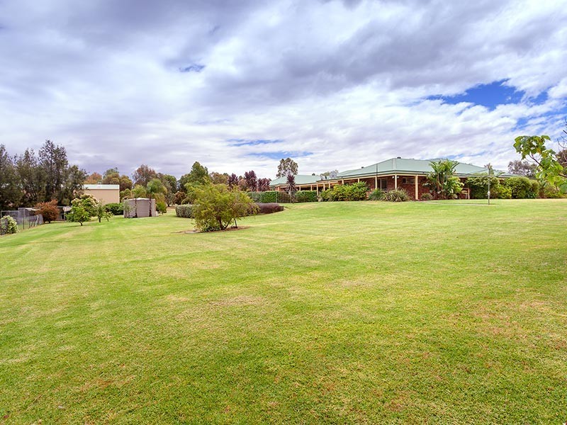 45 Sarah Street, Gerogery NSW 2642