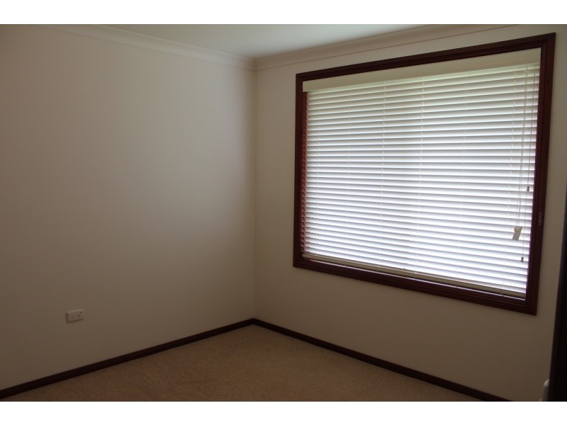 6/16 Keatinge Court, Lavington NSW 2641