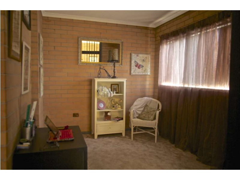 6/429 McDonald Road, Lavington NSW 2641