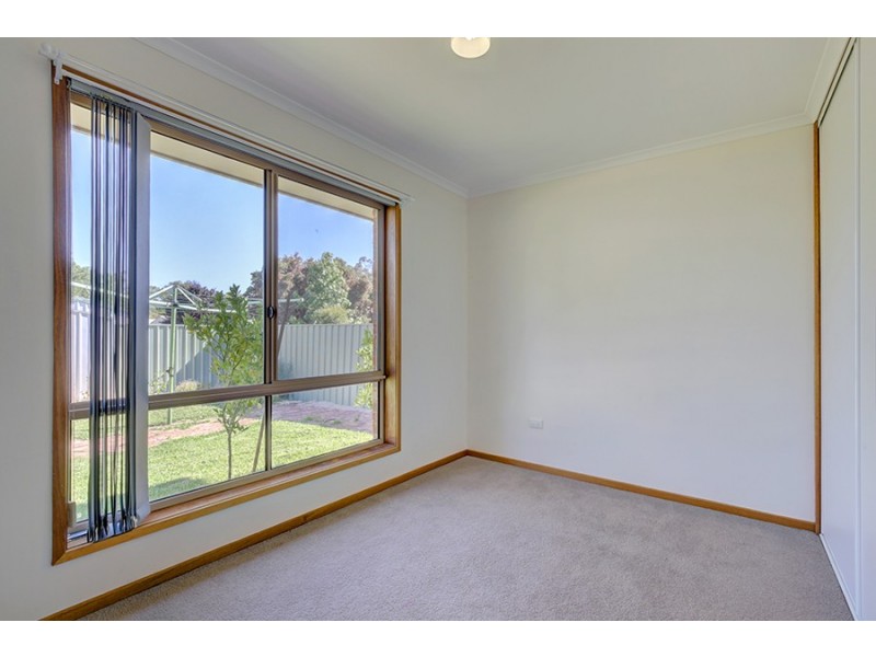 76 Adams Street, Jindera NSW 2642