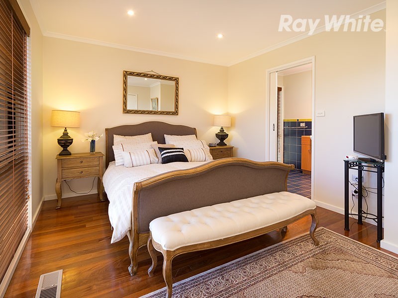 68 Bartholomew Street, Glenroy NSW 2640