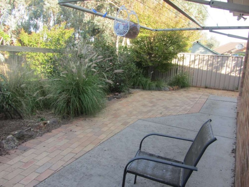 68 Greentree Way, Albury NSW 2640