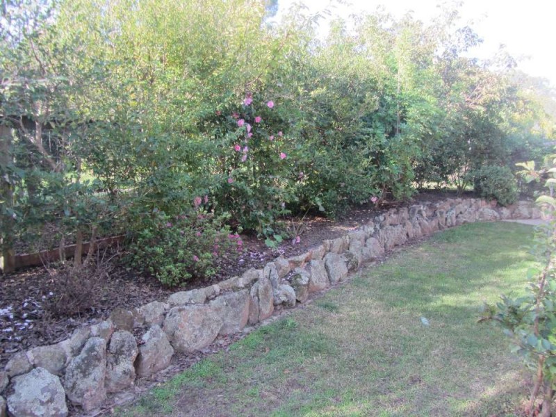 68 Greentree Way, Albury NSW 2640