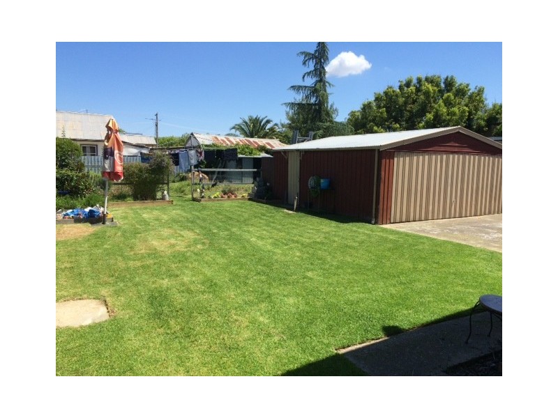 925 Mate Street, North Albury NSW 2640