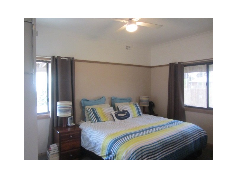 925 Mate Street, North Albury NSW 2640