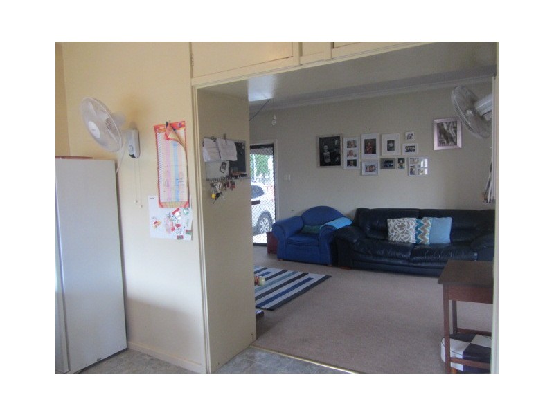 925 Mate Street, North Albury NSW 2640