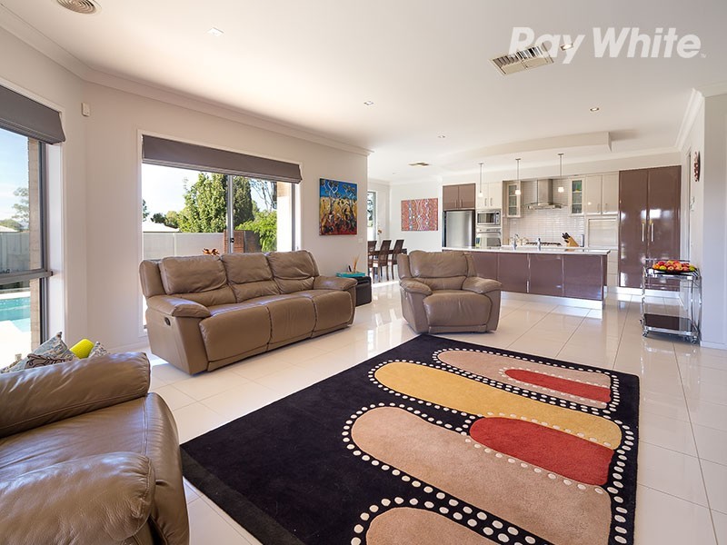 29 Champions Drive, Glenroy NSW 2640