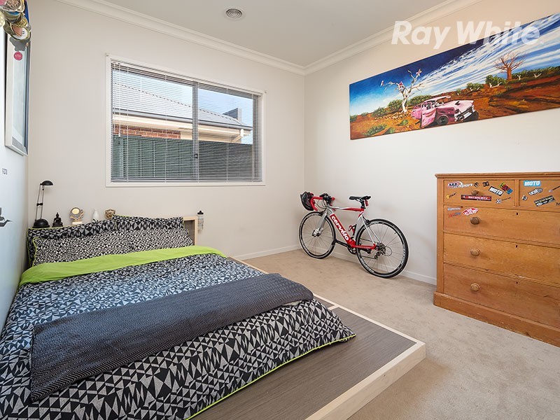 29 Champions Drive, Glenroy NSW 2640