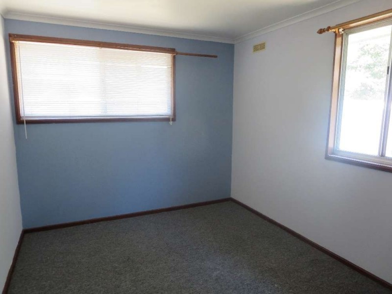 34 Waratah Crescent, West Albury NSW 2640