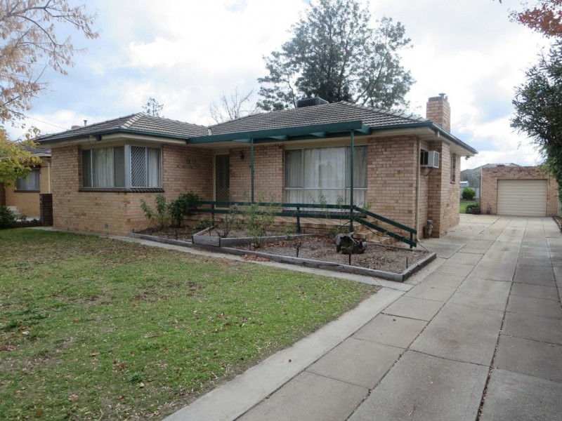 204 Gulpha Street, North Albury NSW 2640
