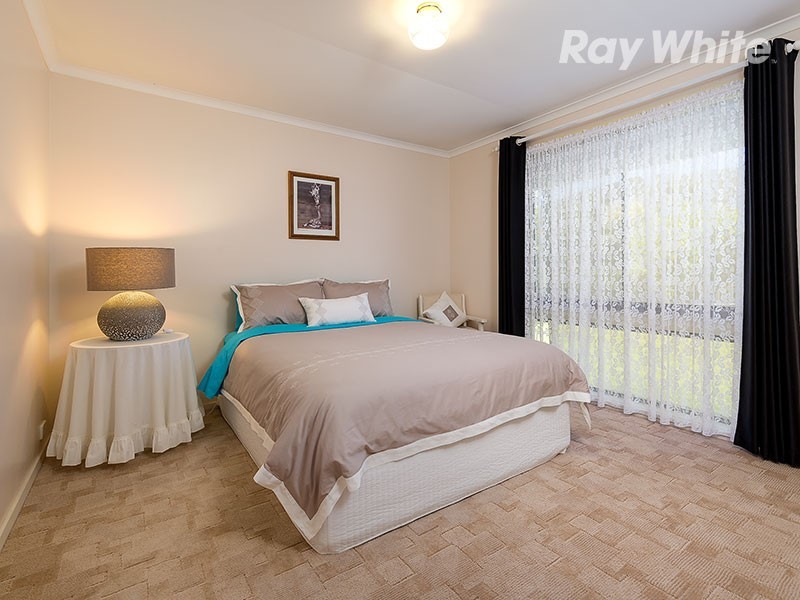 5 Barook Place, Springdale Heights NSW 2641