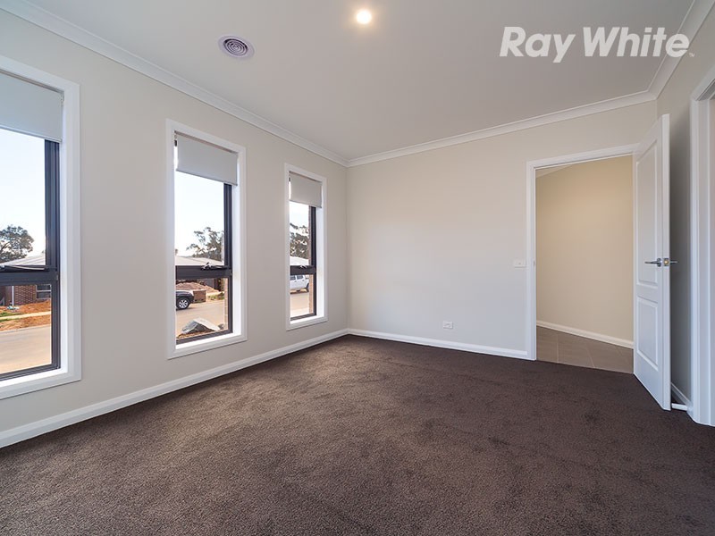 150 Pickworth Street, Thurgoona NSW 2640