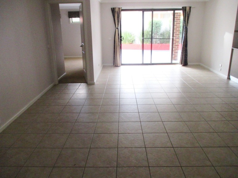 137 Newton Circuit, Thurgoona NSW 2640