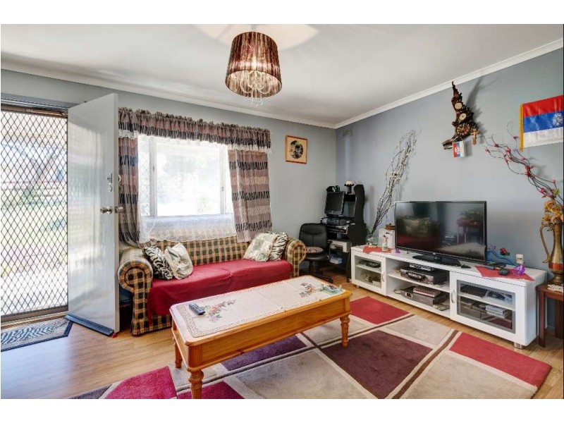 28 Waratah Crescent, West Albury NSW 2640