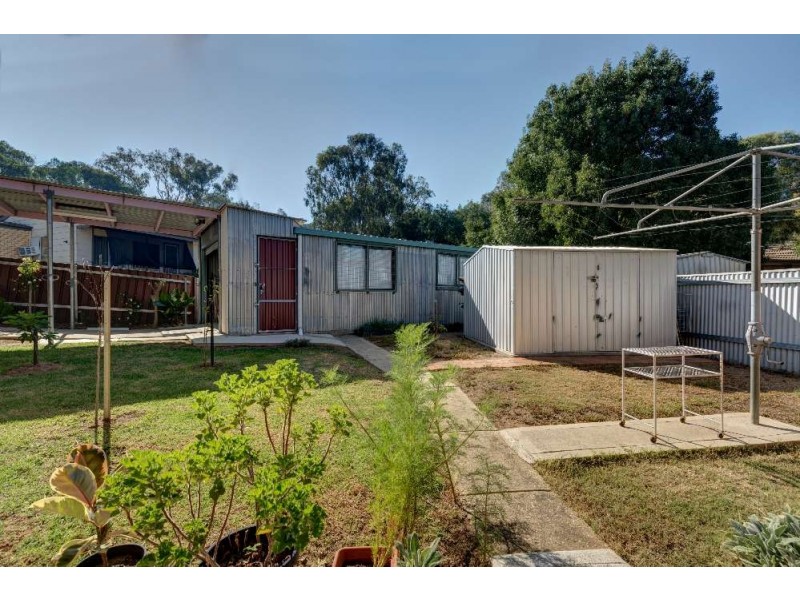 28 Waratah Crescent, West Albury NSW 2640