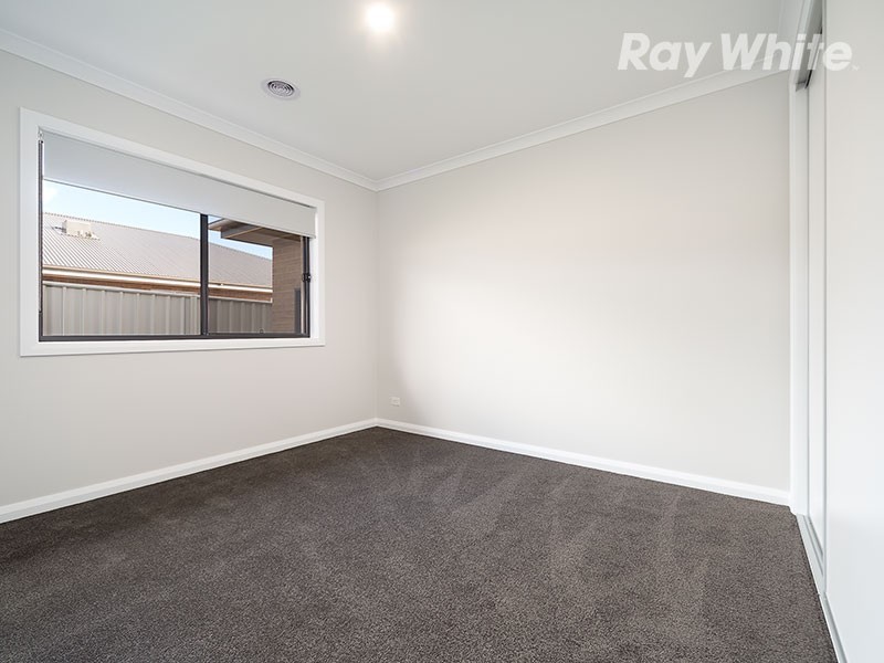 44 Felstead Circuit, Thurgoona NSW 2640