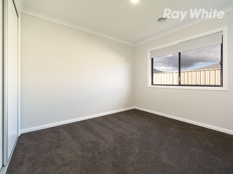 44 Felstead Circuit, Thurgoona NSW 2640