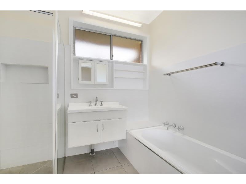 199 Kooba Street, North Albury NSW 2640