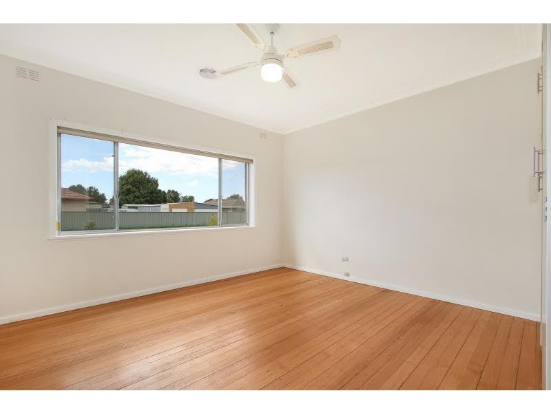 199 Kooba Street, North Albury NSW 2640