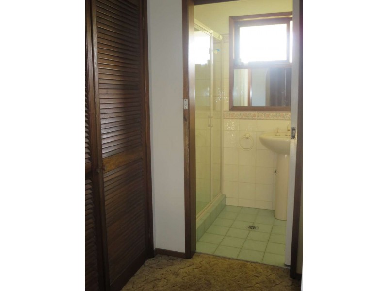 21 Sunwood Drive, Lavington NSW 2641