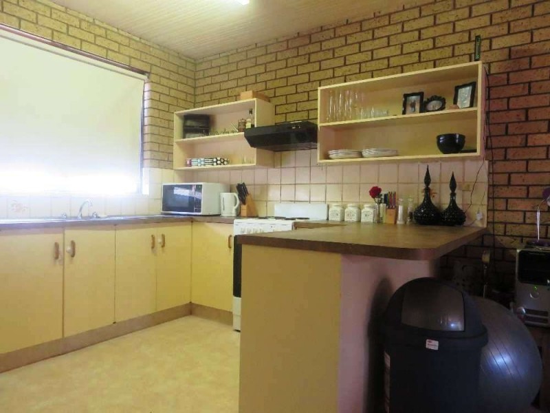 8/413 Bevan Street, Lavington NSW 2641