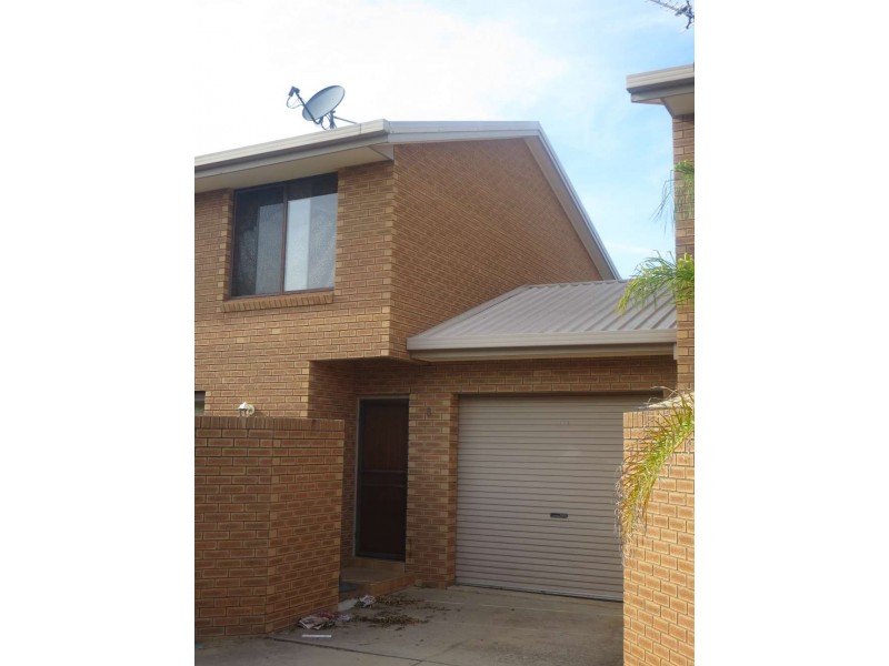 8/413 Bevan Street, Lavington NSW 2641