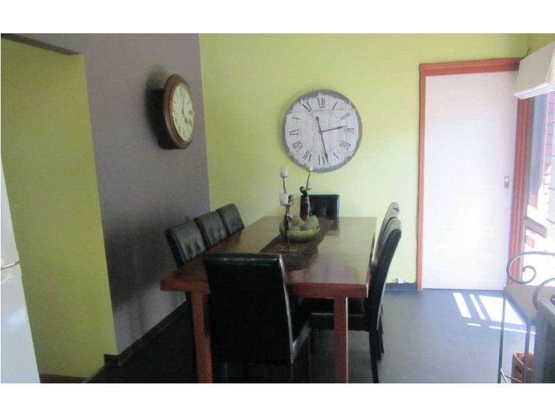 1/733 Forrest Hill Avenue, Albury NSW 2640