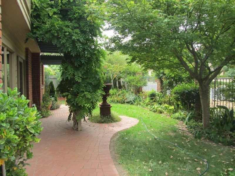 1/733 Forrest Hill Avenue, Albury NSW 2640