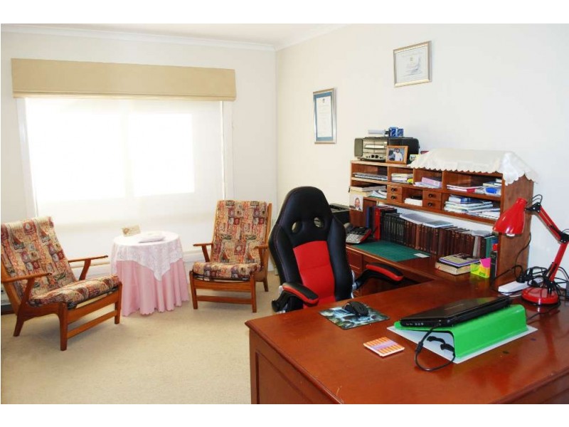 15 Dillagar Place, Springdale Heights NSW 2641