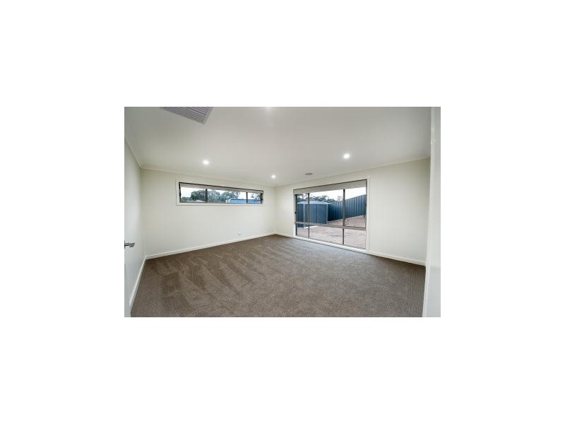 45 Riverboat Drive, Thurgoona NSW 2640