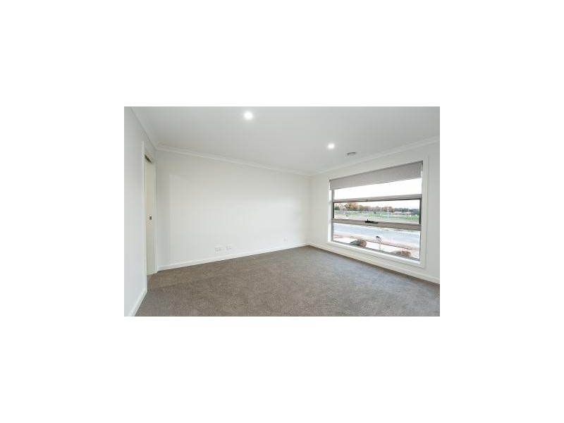 45 Riverboat Drive, Thurgoona NSW 2640