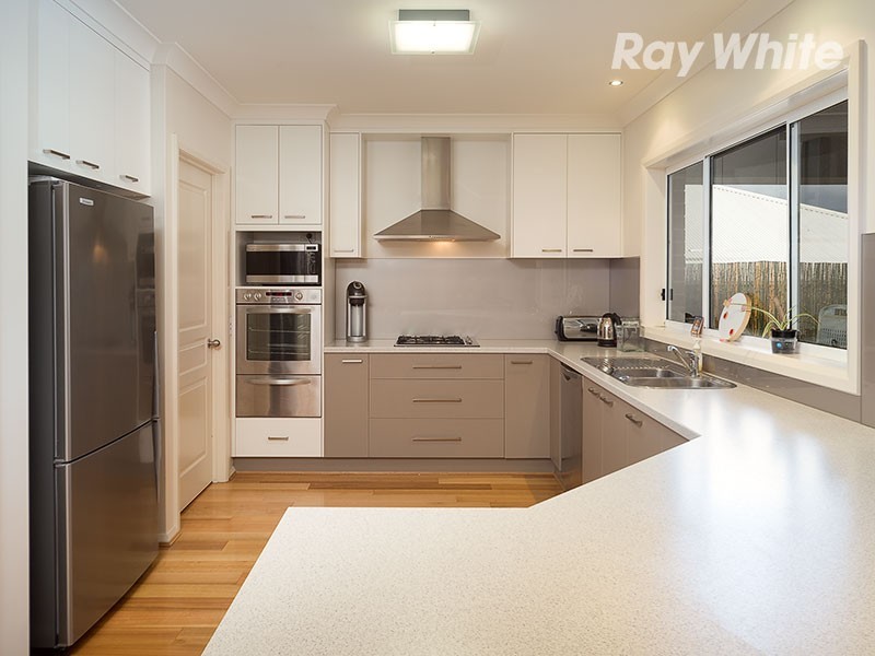 17 Treecreeper Street, Thurgoona NSW 2640