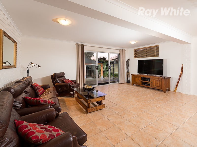 287 Highview Crescent, Lavington NSW 2641