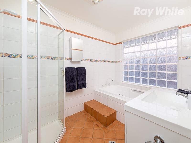 287 Highview Crescent, Lavington NSW 2641