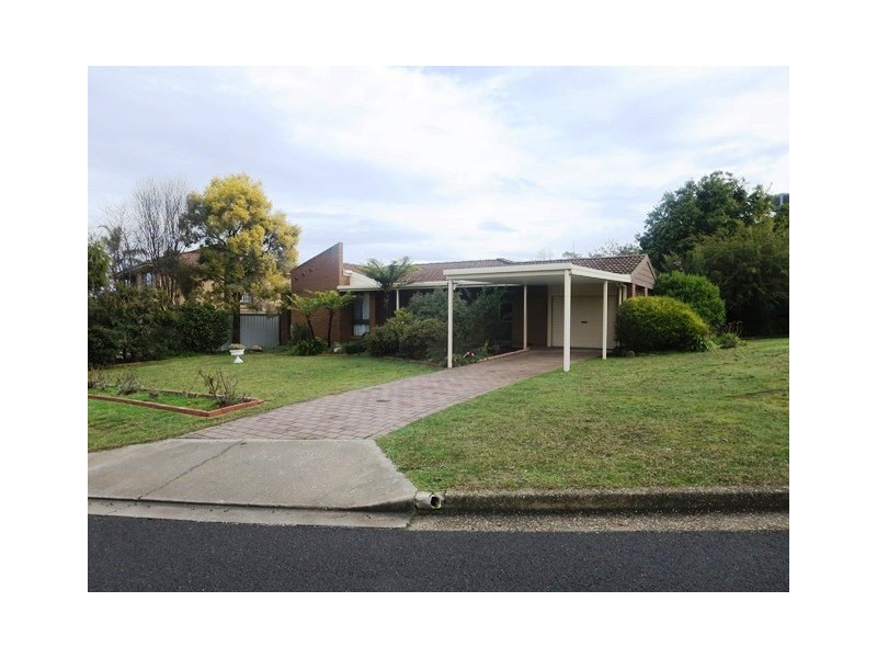 17 Buronga Drive, Springdale Heights NSW 2641