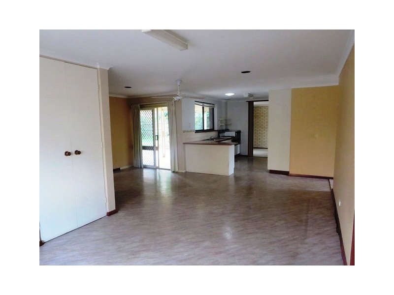 17 Buronga Drive, Springdale Heights NSW 2641