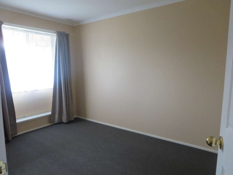 4 Cyprus Place, West Albury NSW 2640