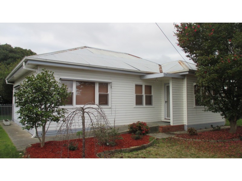 392 Union Road, Lavington NSW 2641