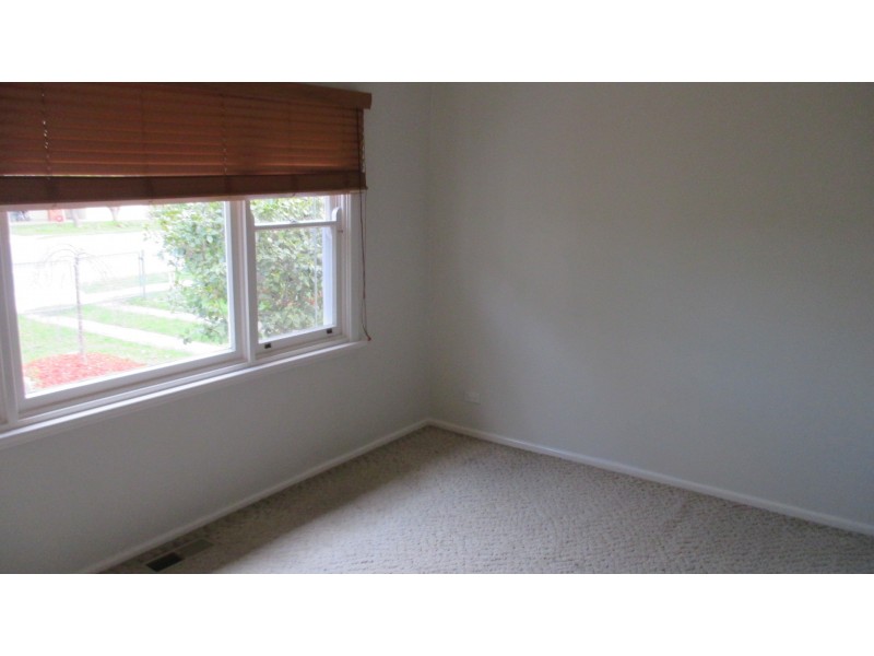 392 Union Road, Lavington NSW 2641