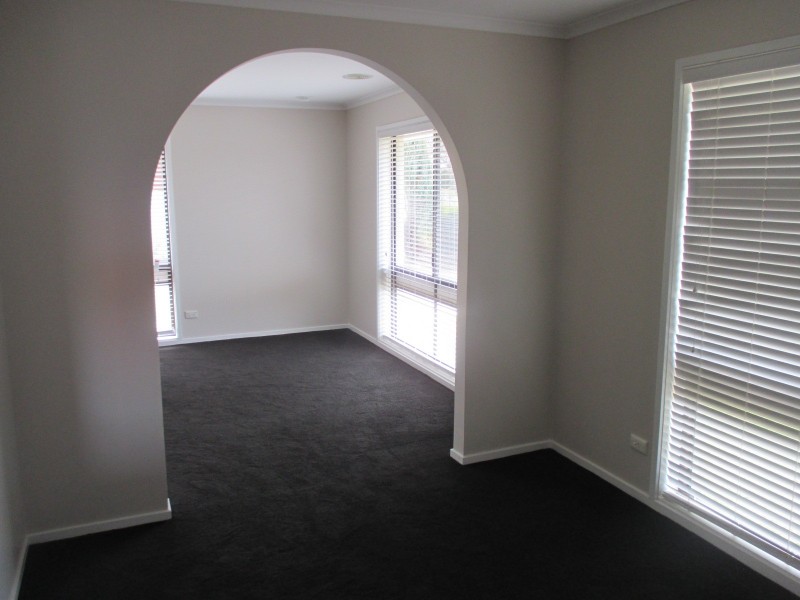 517 Nagle Road, Lavington NSW 2641