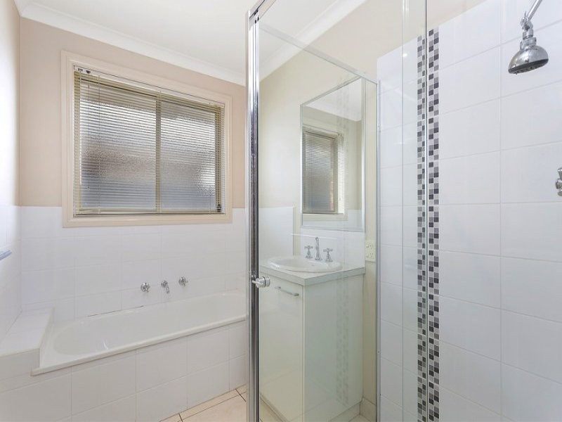 4/21 Peards Drive, East Albury NSW 2640